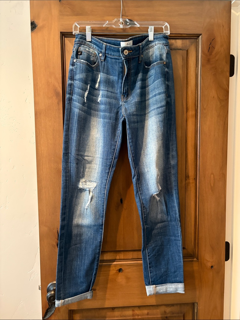 Women’s Boyfriend Jeans in Washed Blue with Distressed Detail